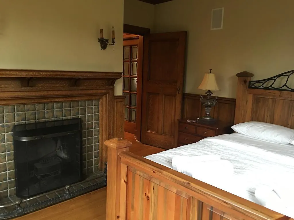 Angus House Hotel Vancouver